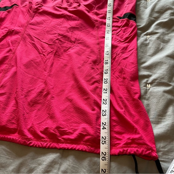 Lululemon Women's Round Neck Athletic Tank Top Size 8 - Picture 10 of 10